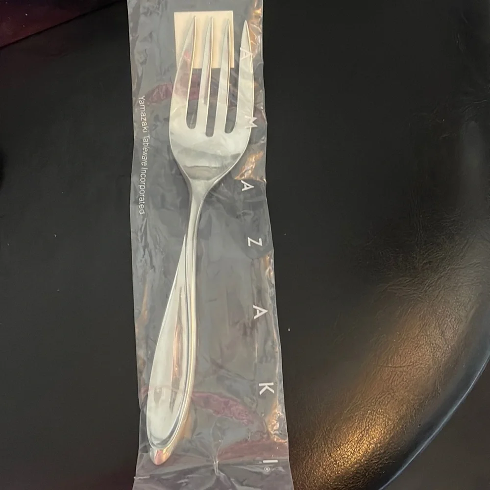 New Yamazaki Escapade 4 Tine Solid Serving Fork